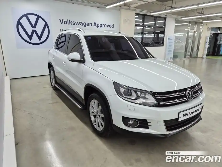 Volkswagen Tiguan 2016 2.0 Автомат в Москве № 803060, фото 15