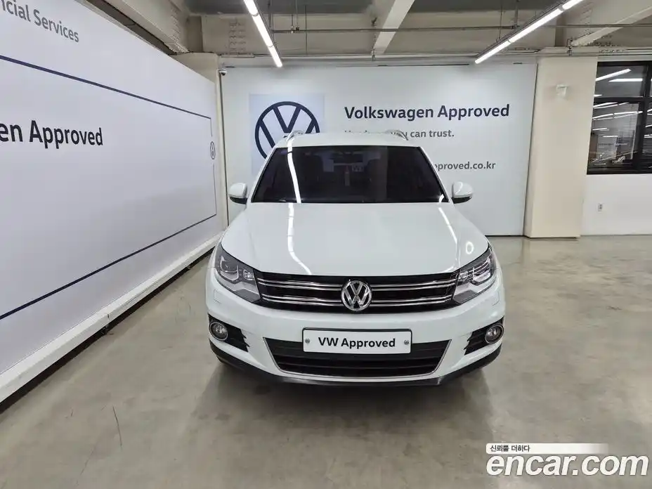 Volkswagen Tiguan 2016 2.0 Автомат в Москве № 803060, фото 3