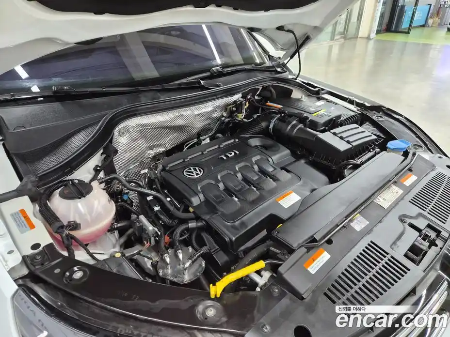 Volkswagen Tiguan 2016 2.0 Автомат в Москве № 803060, фото 6