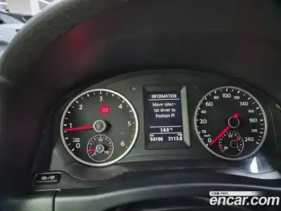 Volkswagen Tiguan 2016 2.0 Автомат в Москве № 803060, миниатюра 8