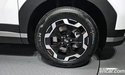 Hyundai Santa Fe 2025 2.5 Автомат в Москве № 813463, миниатюра 5