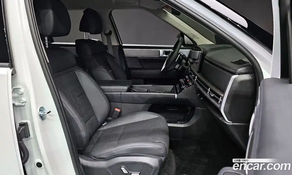 Hyundai Santa Fe 2025 2.5 Автомат в Москве № 813463, фото 10