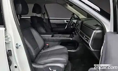 Hyundai Santa Fe 2025 2.5 Автомат в Москве № 813463, миниатюра 10