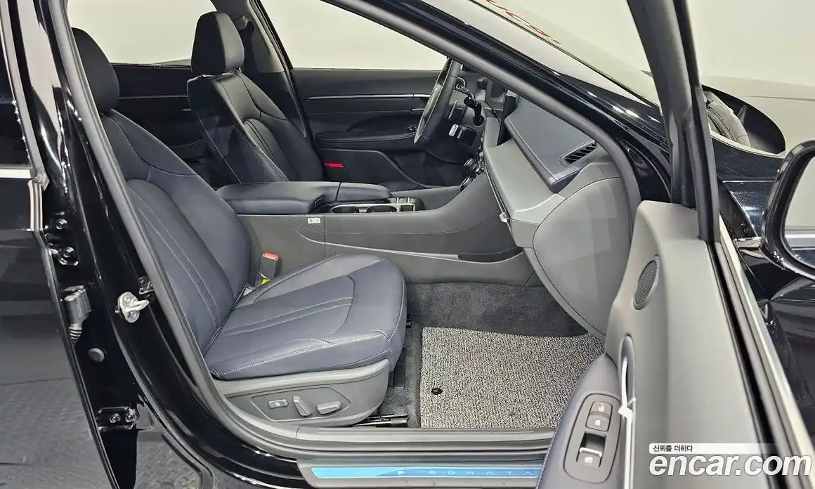 Hyundai Sonata 2024 1.6 Автомат в Москве № 813560, фото 10