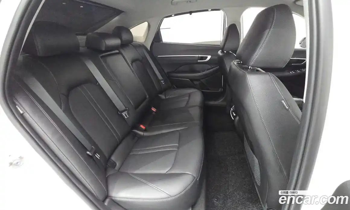 Hyundai Sonata 2024 2.0 Автомат в Москве № 813768, фото 12