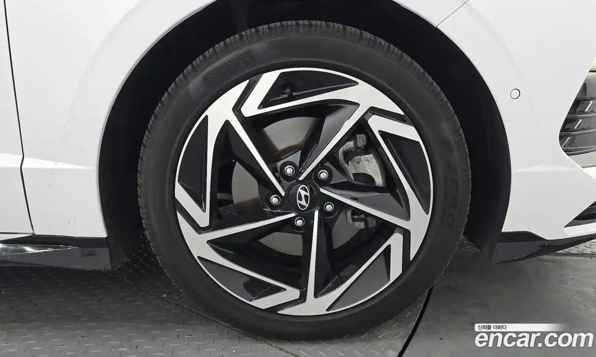 Hyundai Sonata 2024 2.0 Автомат в Москве № 813768, фото 5