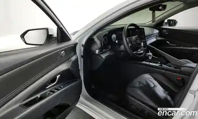 Hyundai Avante 2020 1.6 Автомат в Москве № 814435, миниатюра 9