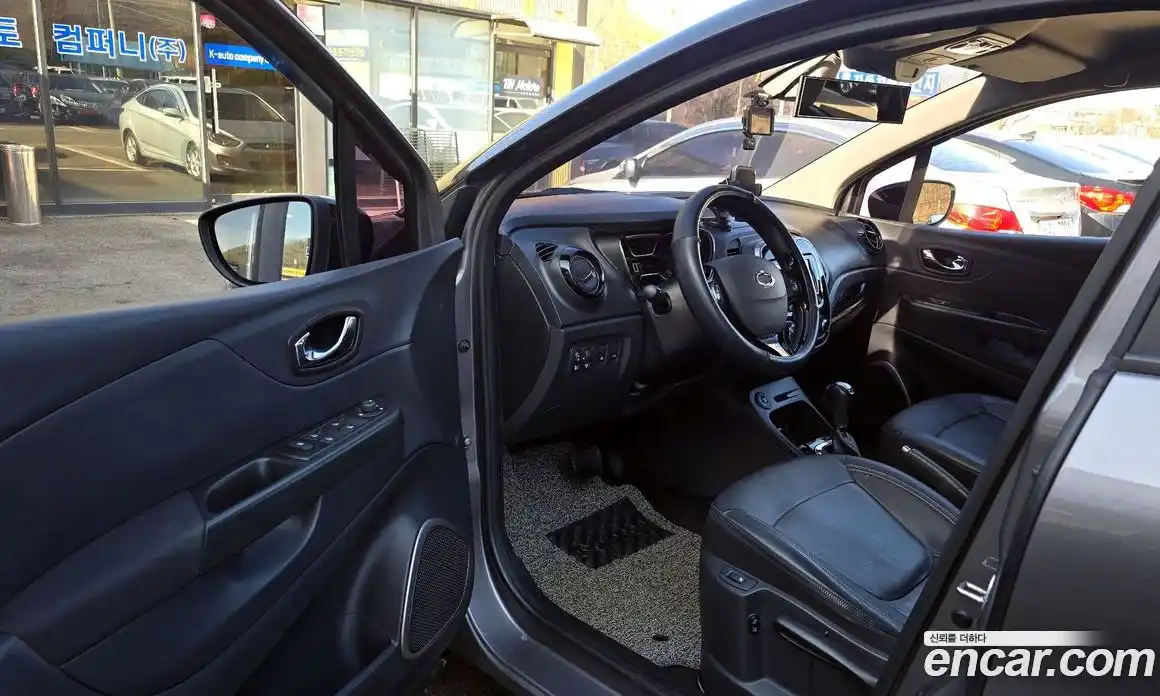 Renault QM3 2015 1.5 Автомат в Москве № 814541, фото 11