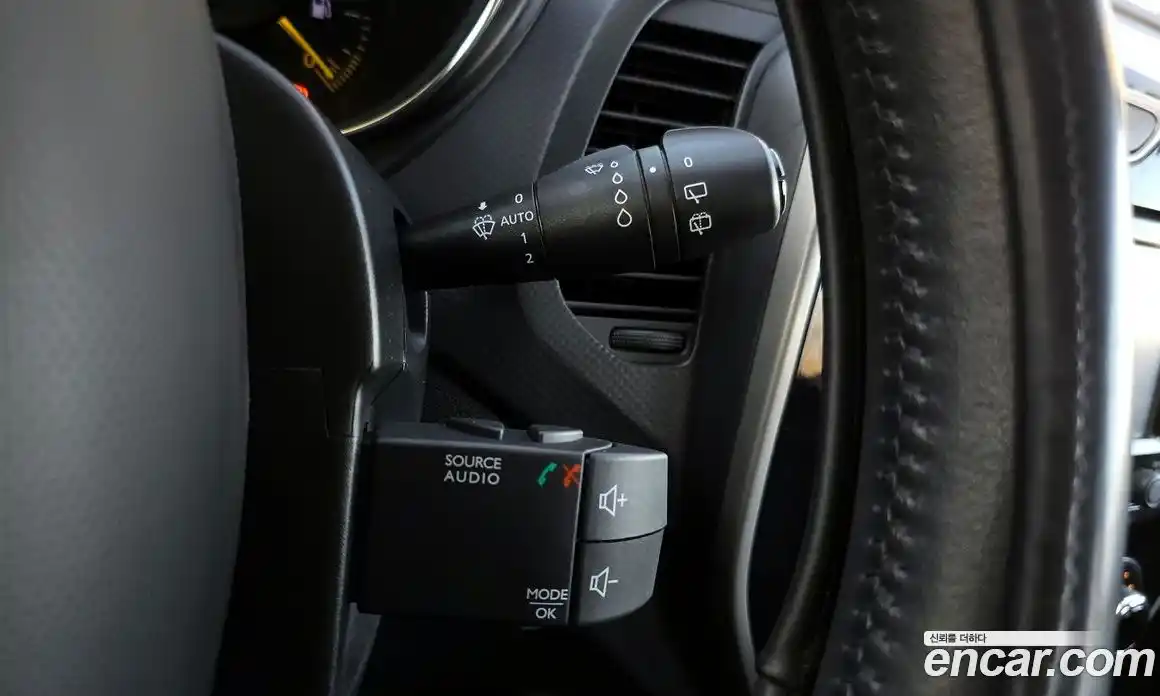 Renault QM3 2015 1.5 Автомат в Москве № 814541, фото 18