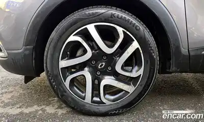 Renault QM3 2015 1.5 Автомат в Москве № 814541, миниатюра 5