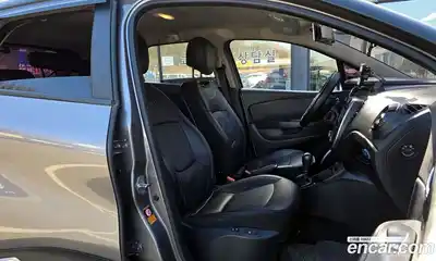 Renault QM3 2015 1.5 Автомат в Москве № 814541, миниатюра 10