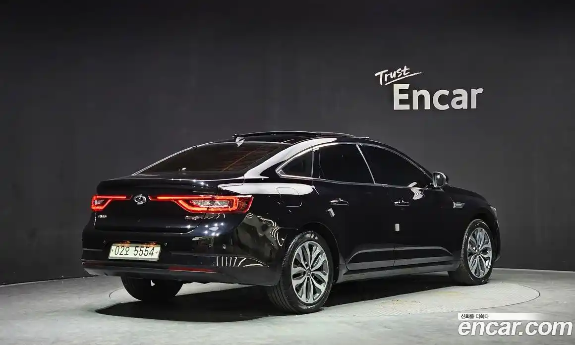 Renault SM6 2017 2.0 Автомат в Москве № 814696, фото 2