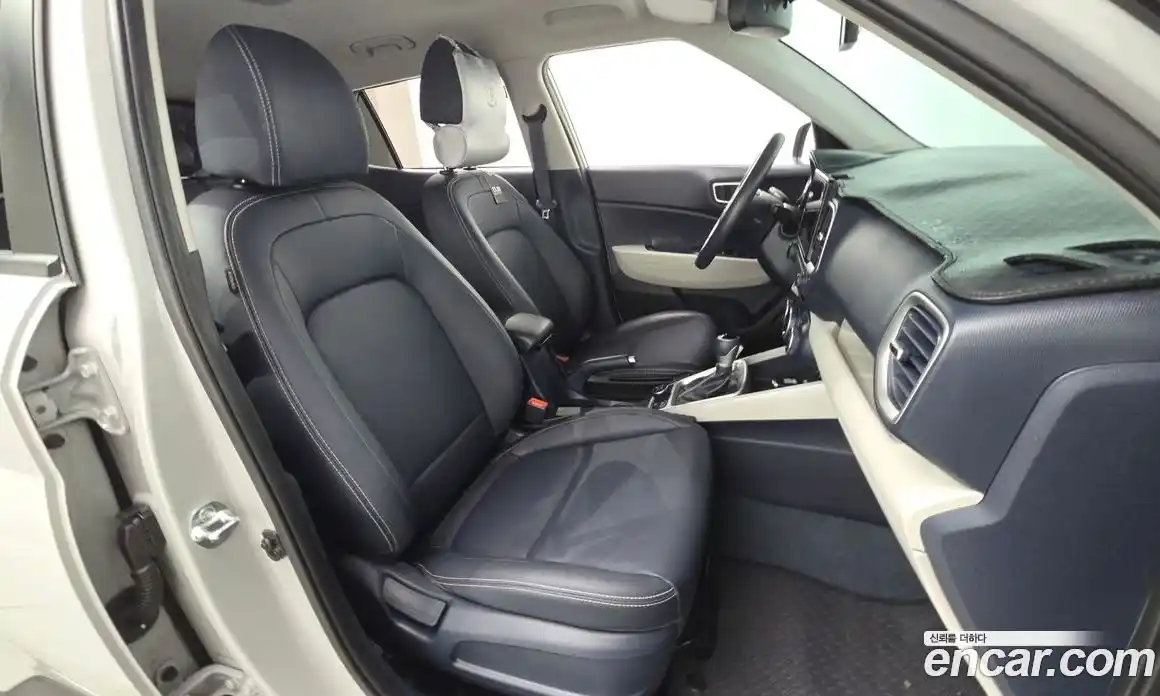 Hyundai Venue 2024 1.6 Автомат в Москве № 814758, фото 11