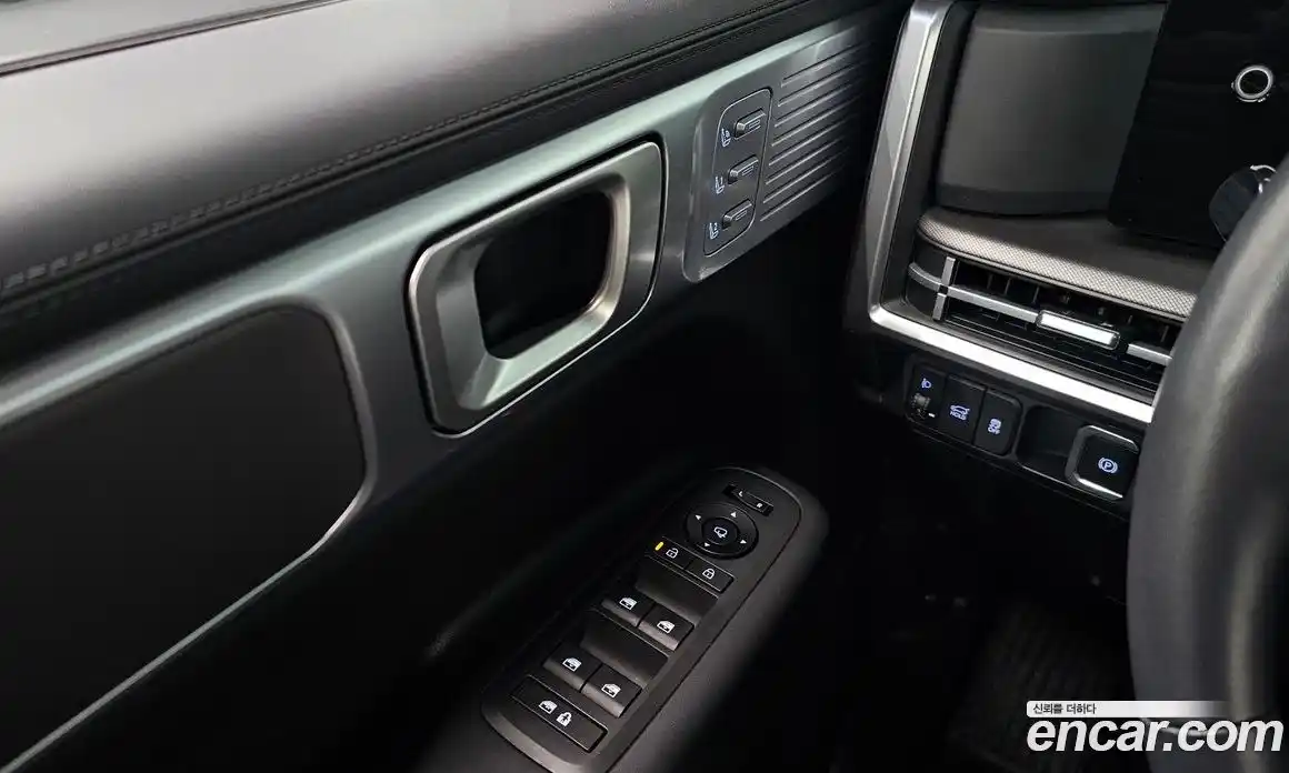 Hyundai Santa Fe 2024 1.6 Автомат в Москве № 814801, фото 19