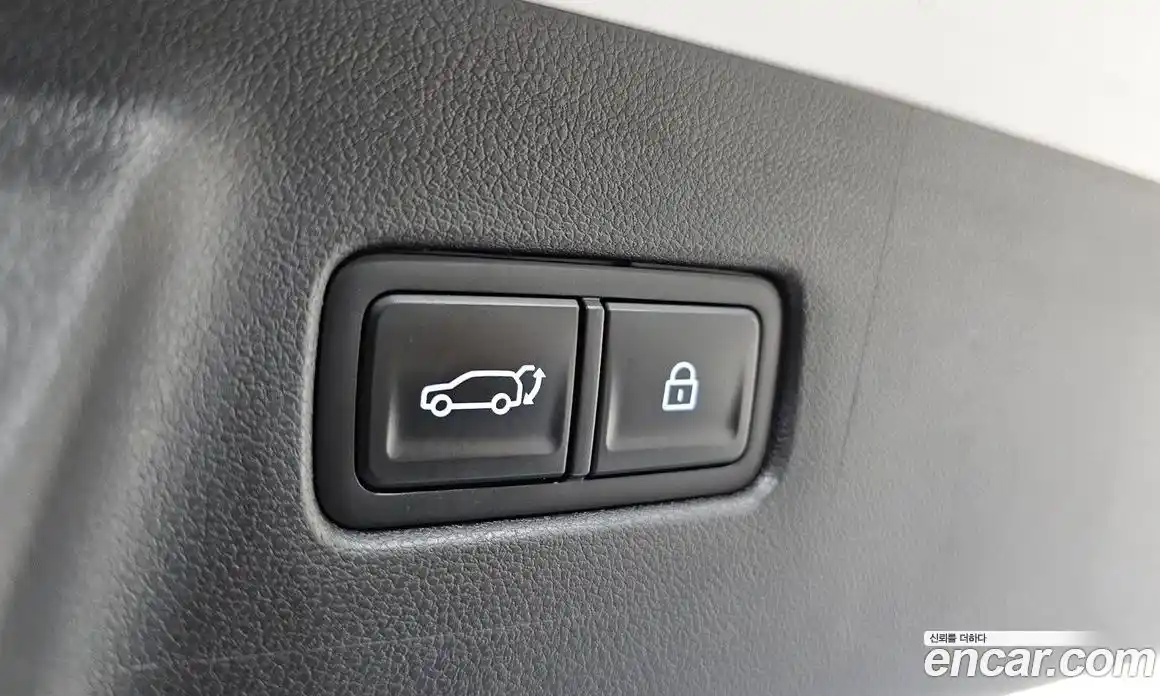 Hyundai Santa Fe 2024 1.6 Автомат в Москве № 814801, фото 20