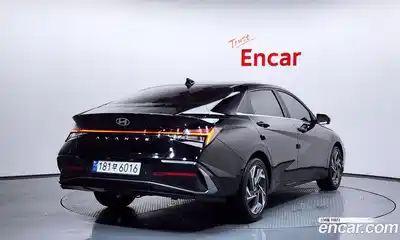 Hyundai Avante 2023 1.6 Автомат в Москве № 814813, миниатюра 2