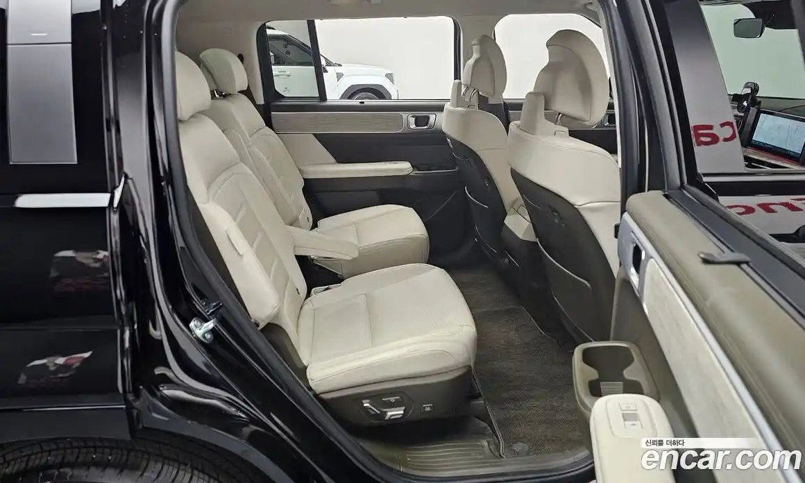 Hyundai Santa Fe 2024 1.6 Автомат в Москве № 814845, фото 12