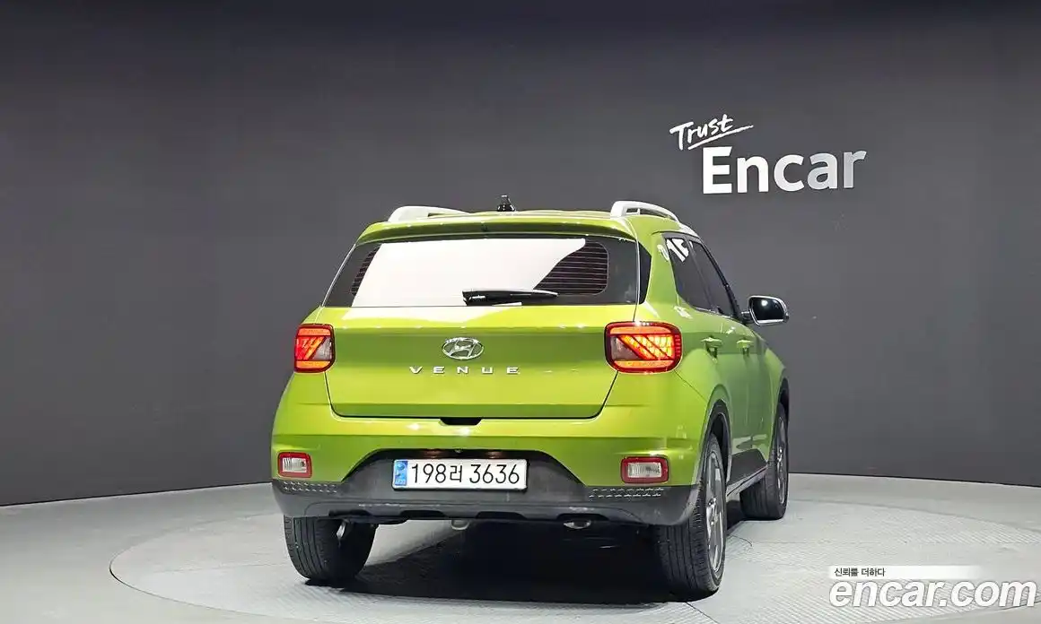 Hyundai Venue 2023 1.6 Автомат в Москве № 815099, фото 4