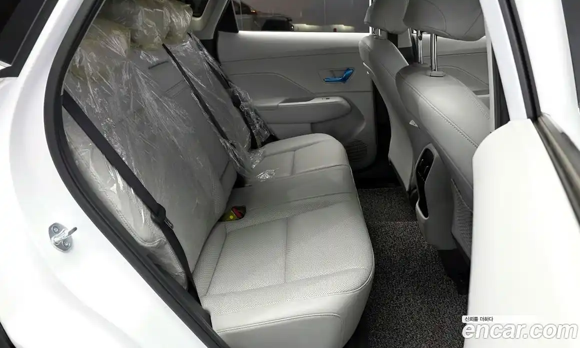 Hyundai Kona 2023 1.6 Автомат в Москве № 815167, фото 12