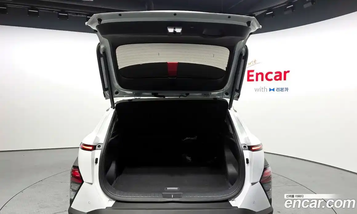 Hyundai Kona 2023 1.6 Автомат в Москве № 815167, фото 20