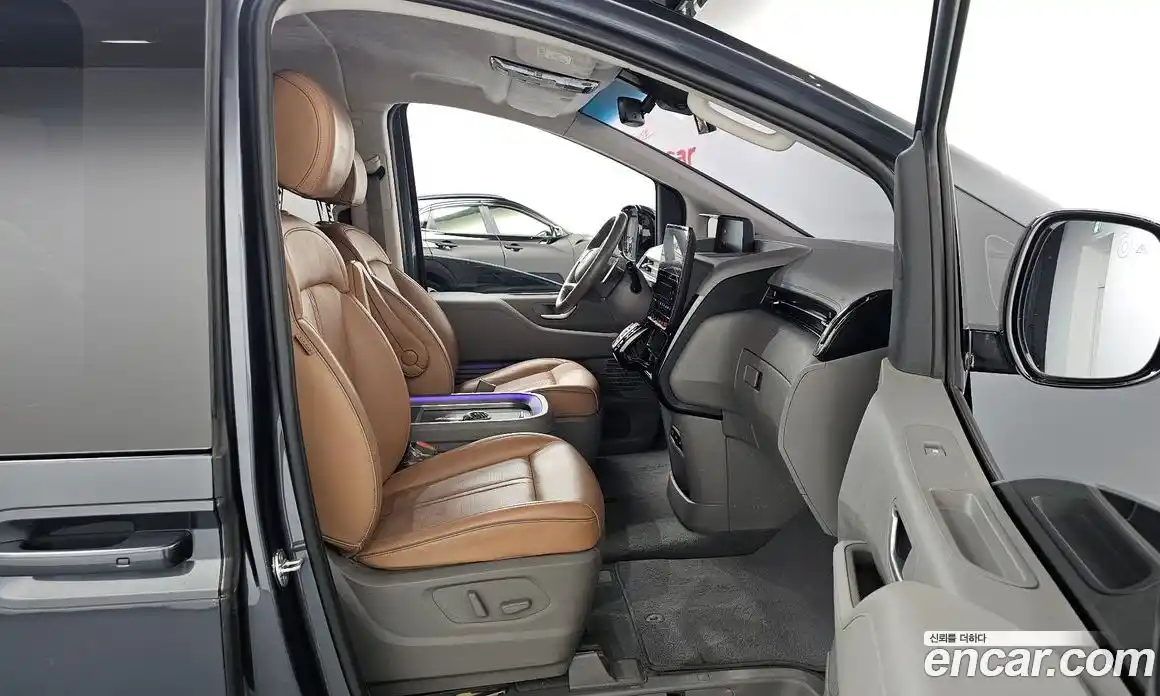 Hyundai Staria 2021 2.2 Автомат в Москве № 815226, фото 15