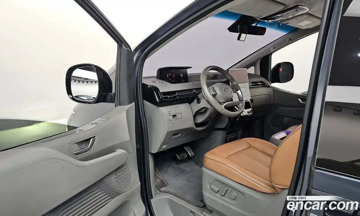 Hyundai Staria 2021 2.2 Автомат в Москве № 815226, фото 5