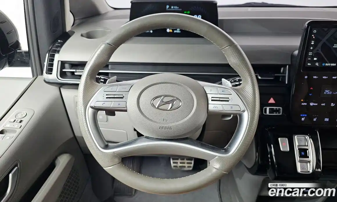 Hyundai Staria 2021 2.2 Автомат в Москве № 815226, фото 9