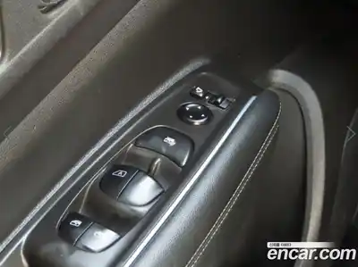 Renault QM6 2017 2.0 Автомат в Москве № 815396, миниатюра 12