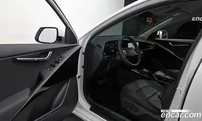 Kia Niro 2025 1.6 гидро в Москве № 815676, миниатюра 11