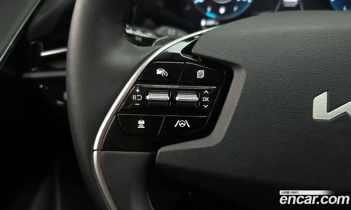 Kia Niro 2025 1.6 гидро в Москве № 815676, фото 17