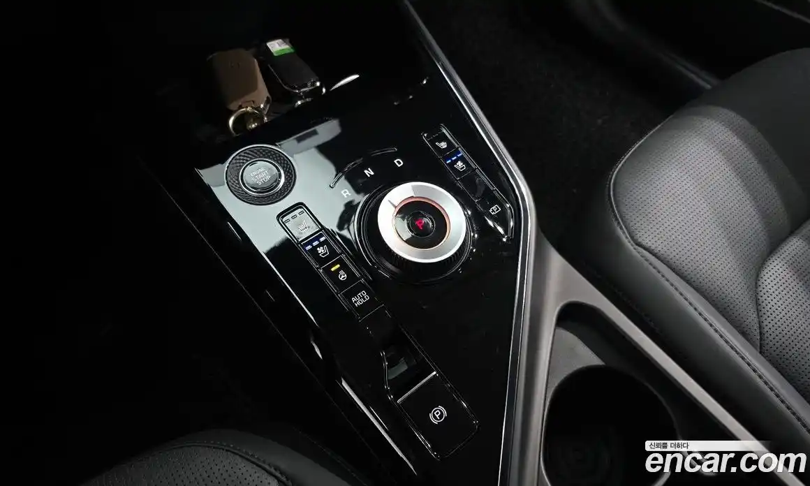 Kia Niro 2025 1.6 гидро в Москве № 815676, фото 9