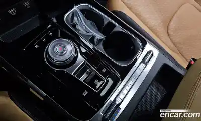 Kia Canival 2022 2.2 Автомат в Москве № 815861, миниатюра 9