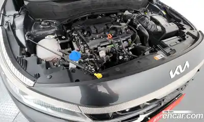 Kia Seltos 2024 1.6 Автомат в Москве № 816021, миниатюра 6