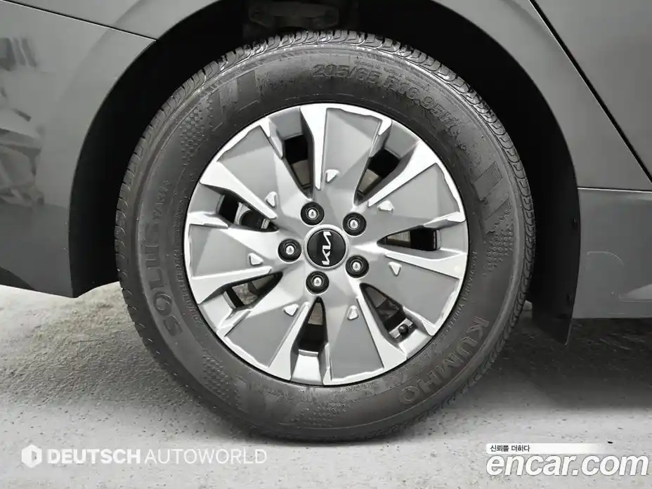 Kia K5 2024 2.0 Автомат в Москве № 816061, фото 5