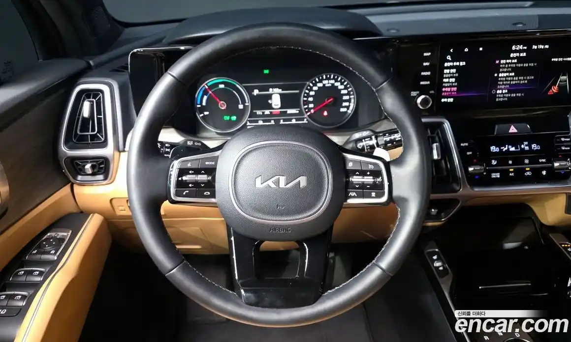 Kia Sorento 2023 1.6 Автомат в Москве № 816094, фото 13