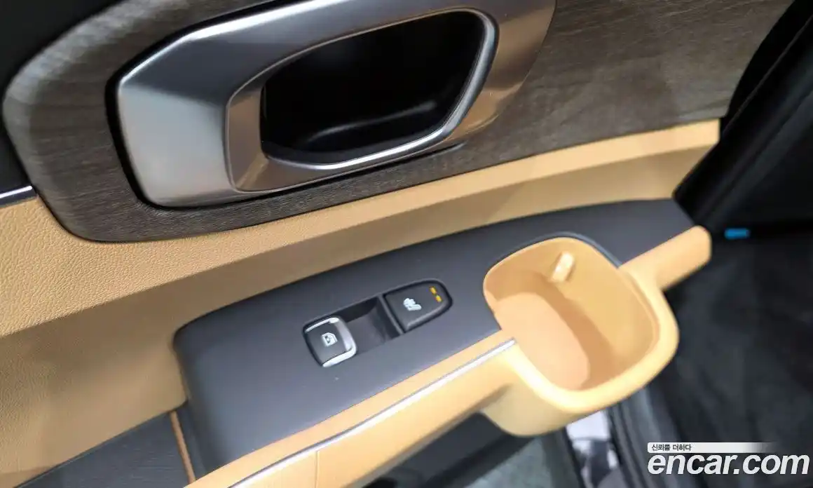 Kia Sorento 2023 1.6 Автомат в Москве № 816094, фото 19