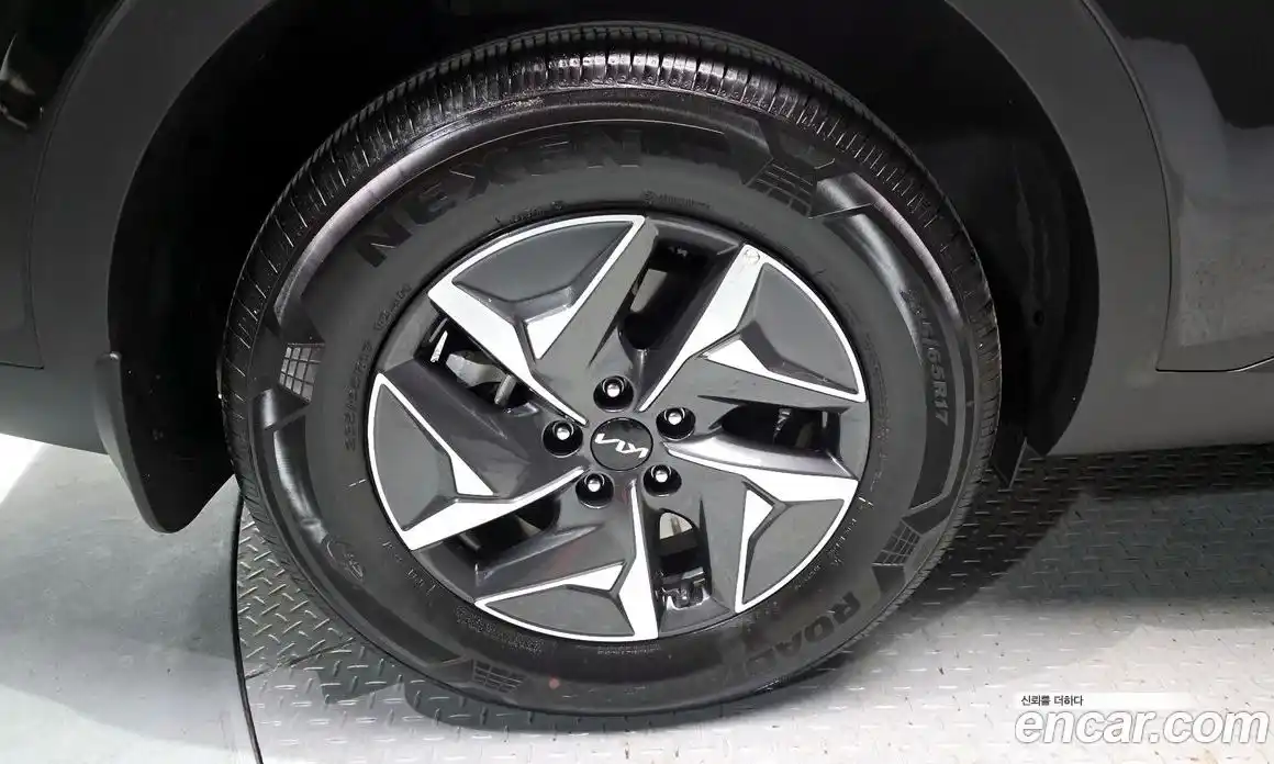 Kia Sorento 2023 1.6 Автомат в Москве № 816094, фото 5