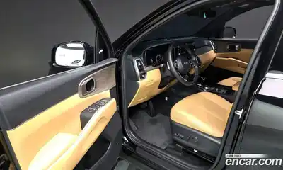 Kia Sorento 2023 1.6 Автомат в Москве № 816094, миниатюра 10