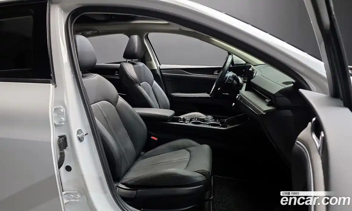 Kia K5 2024 2.0 Автомат в Москве № 816298, фото 10