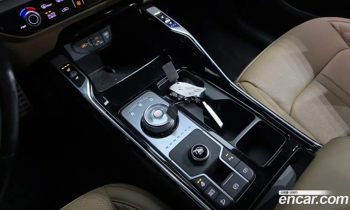 Kia Sorento 2024 1.6 Автомат в Москве № 816305, фото 9