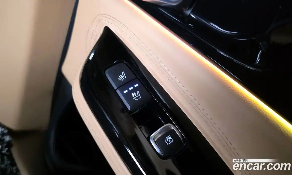 Kia Canival 2021 3.5 Автомат в Москве № 816372, фото 18