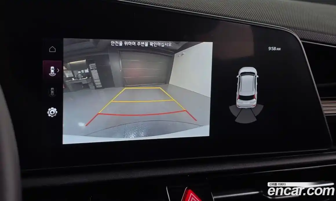 Kia Niro 2022 1.6 Автомат в Москве № 816623, фото 14