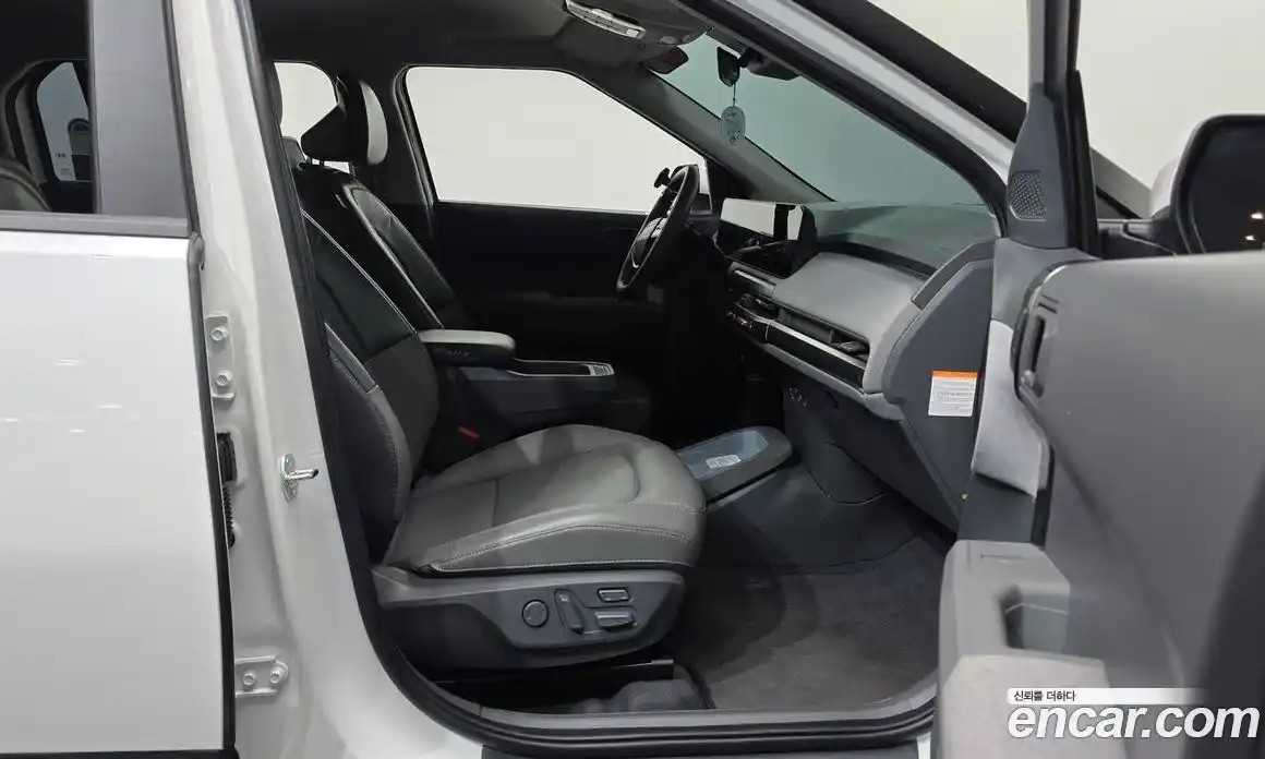 Kia EV3 2025 0.2 Автомат в Москве № 816640, фото 10