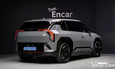 Kia EV3 2025 0.2 Автомат в Москве № 816682, миниатюра 2