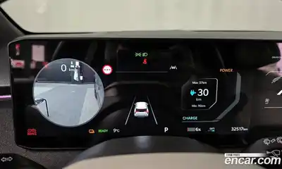 Kia EV3 2025 0.2 Автомат в Москве № 816682, миниатюра 8