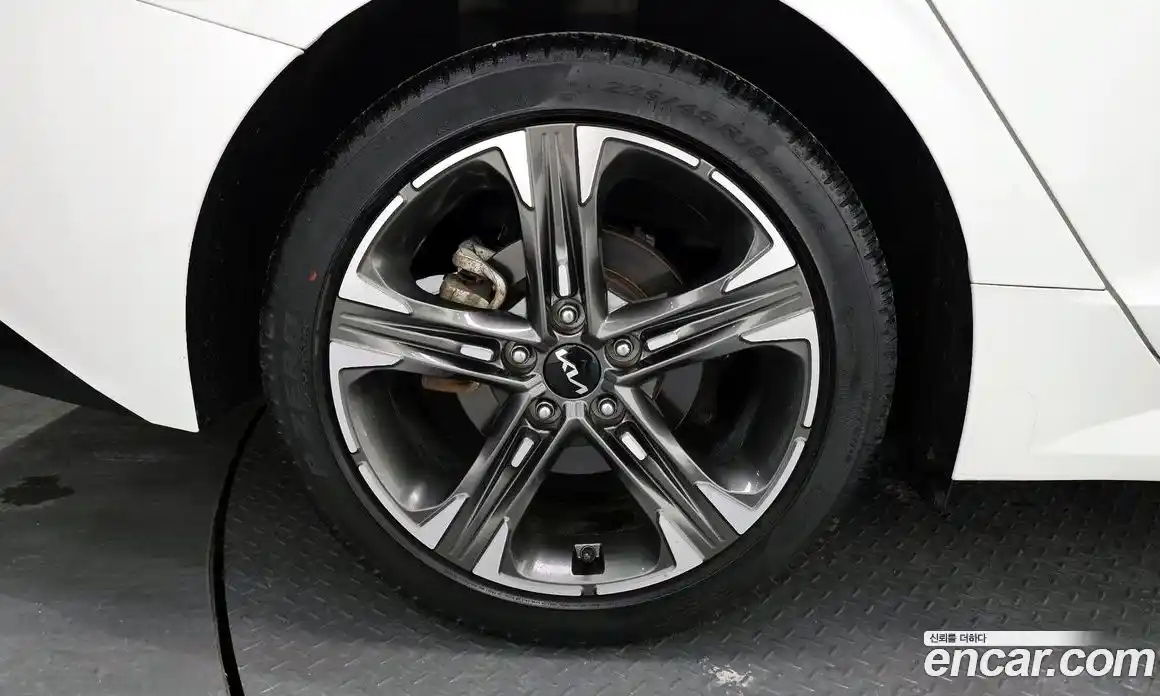 Kia K5 2021 2.0 Автомат в Москве № 817083, фото 4