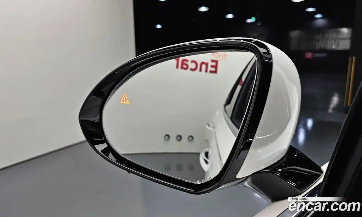 Genesis GV70 2022 2.5 Автомат в Москве № 817249, фото 16