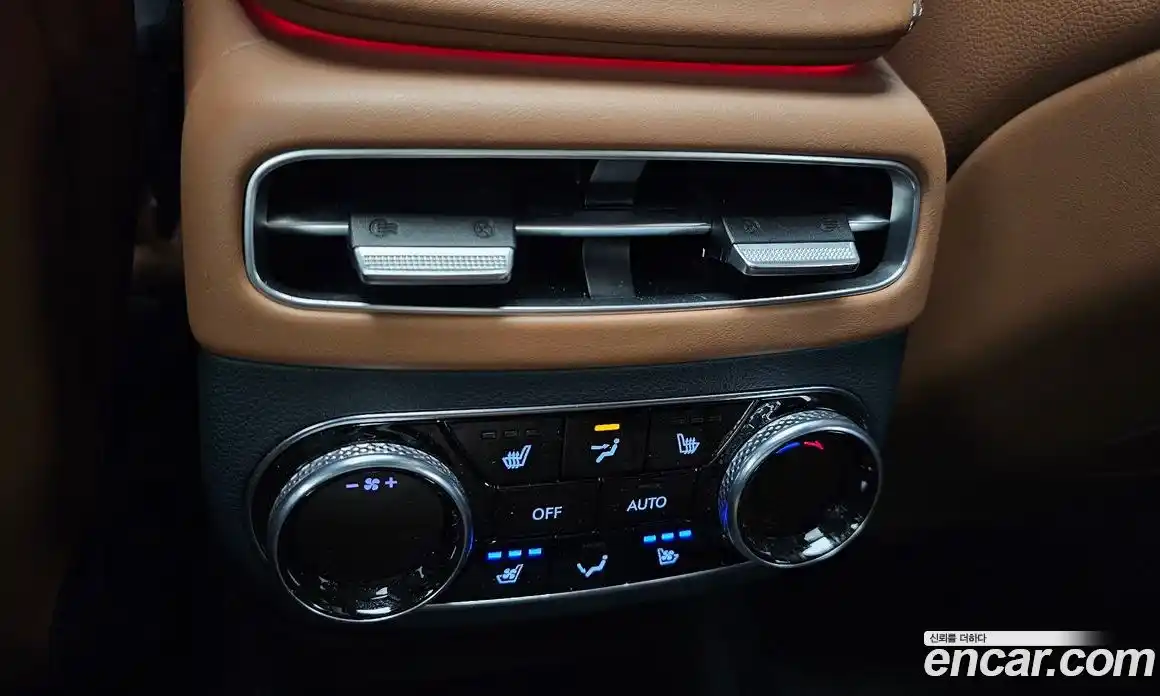 Genesis GV70 2022 2.5 Автомат в Москве № 817249, фото 17