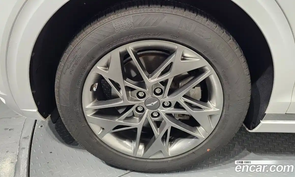 Genesis GV70 2022 2.5 Автомат в Москве № 817249, фото 5