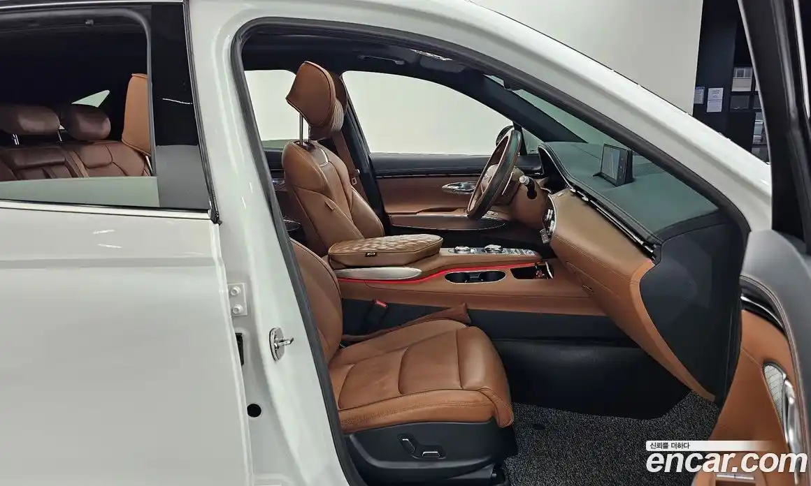 Genesis GV70 2022 2.5 Автомат в Москве № 817249, фото 10